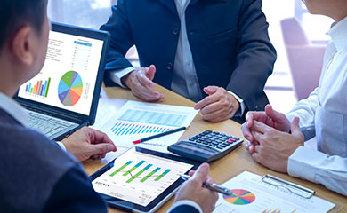 Finance and Business WordPress Theme